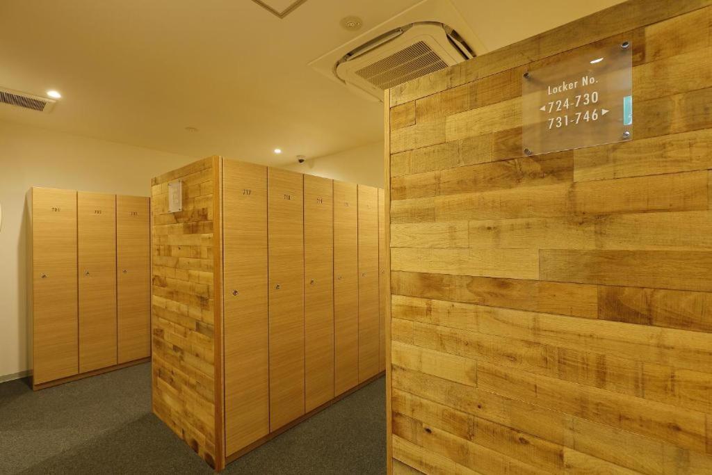 Acro Capsule Hotel Namba Dotonbori Osaka Bagian luar foto